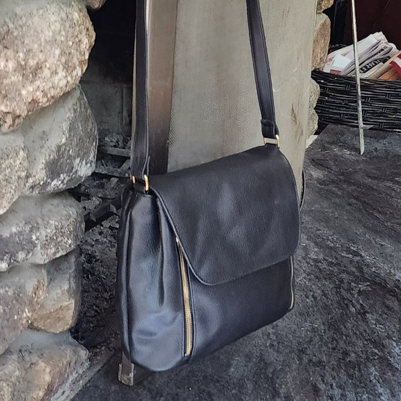First Issue Black Faux Leather Shoulder Bag - Picture 7 of 16
